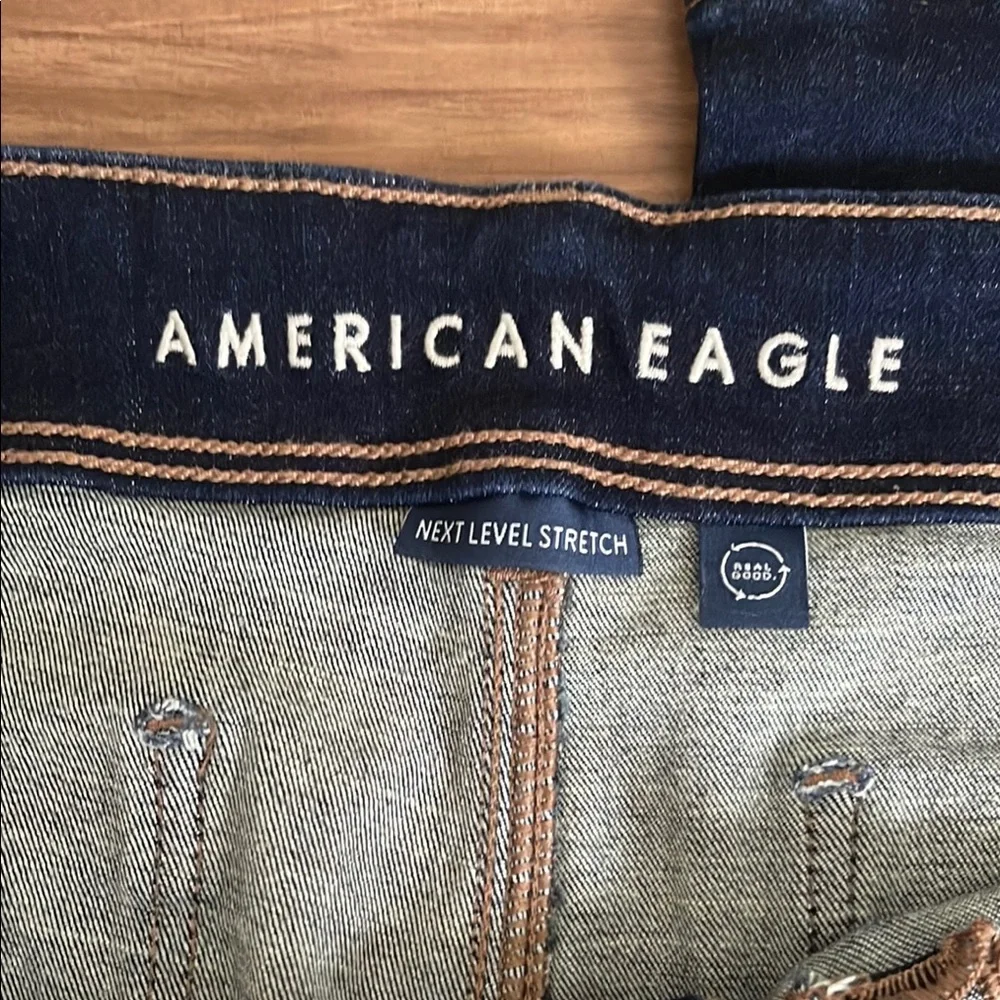 American Eagle Women’s Kick Boot Jeans - Picture 3 of 8